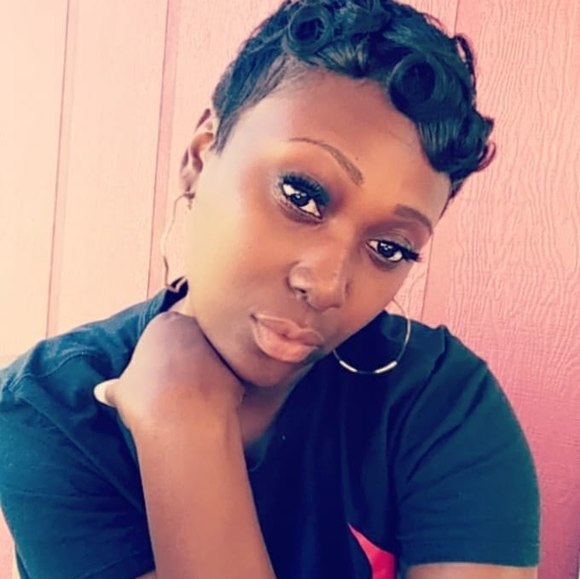 Meet your Posher, Rahneika - Picture 1 of 1